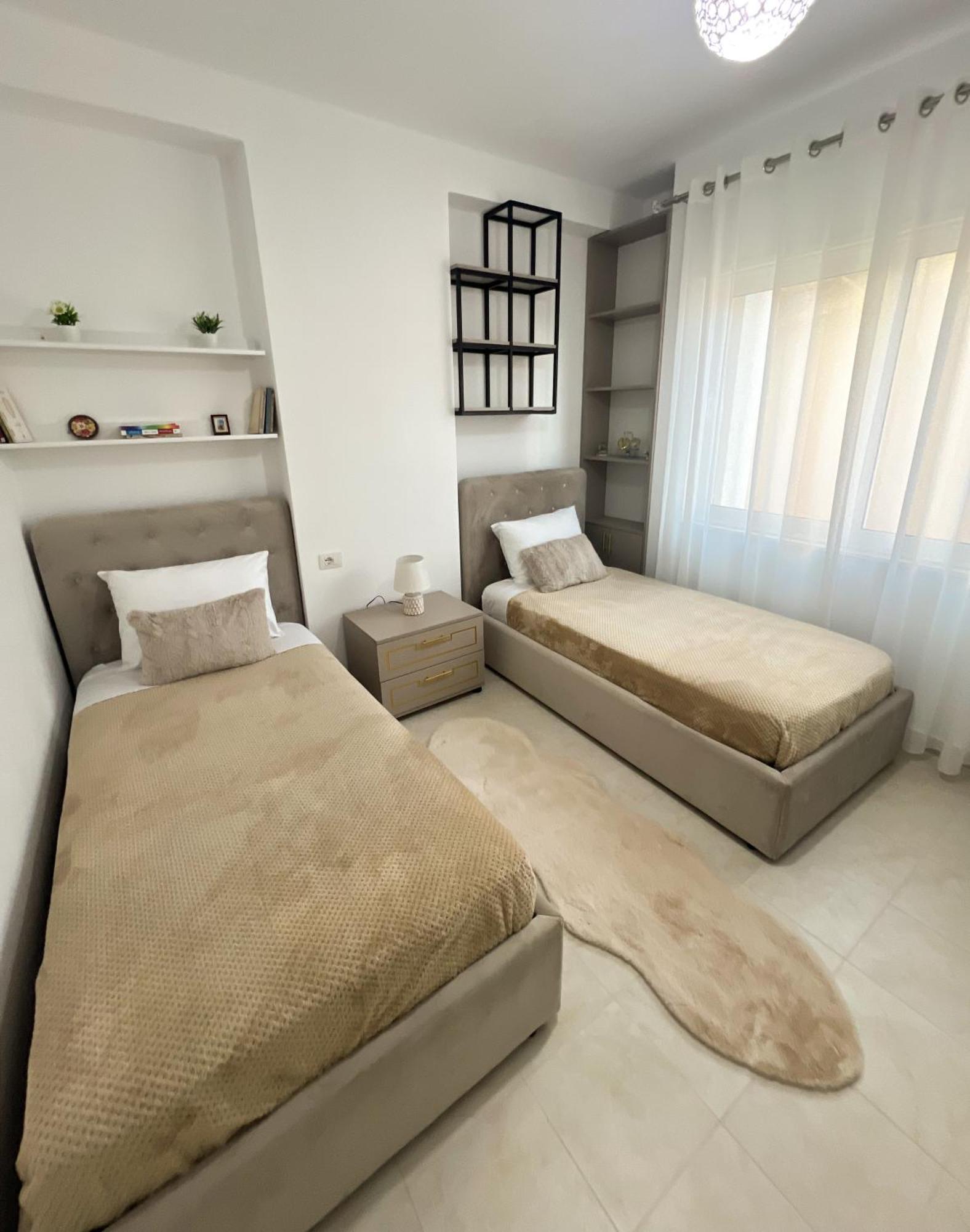Sea View Apartments Durrës Buitenkant foto